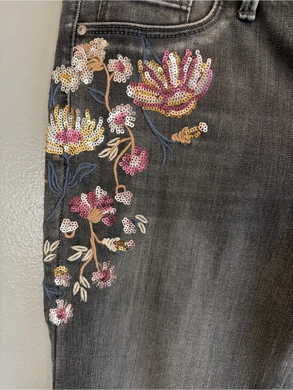 Jessica Simpson Kiss Me Super Skinny Jeans Floral Sequin Embroidered Boho 26